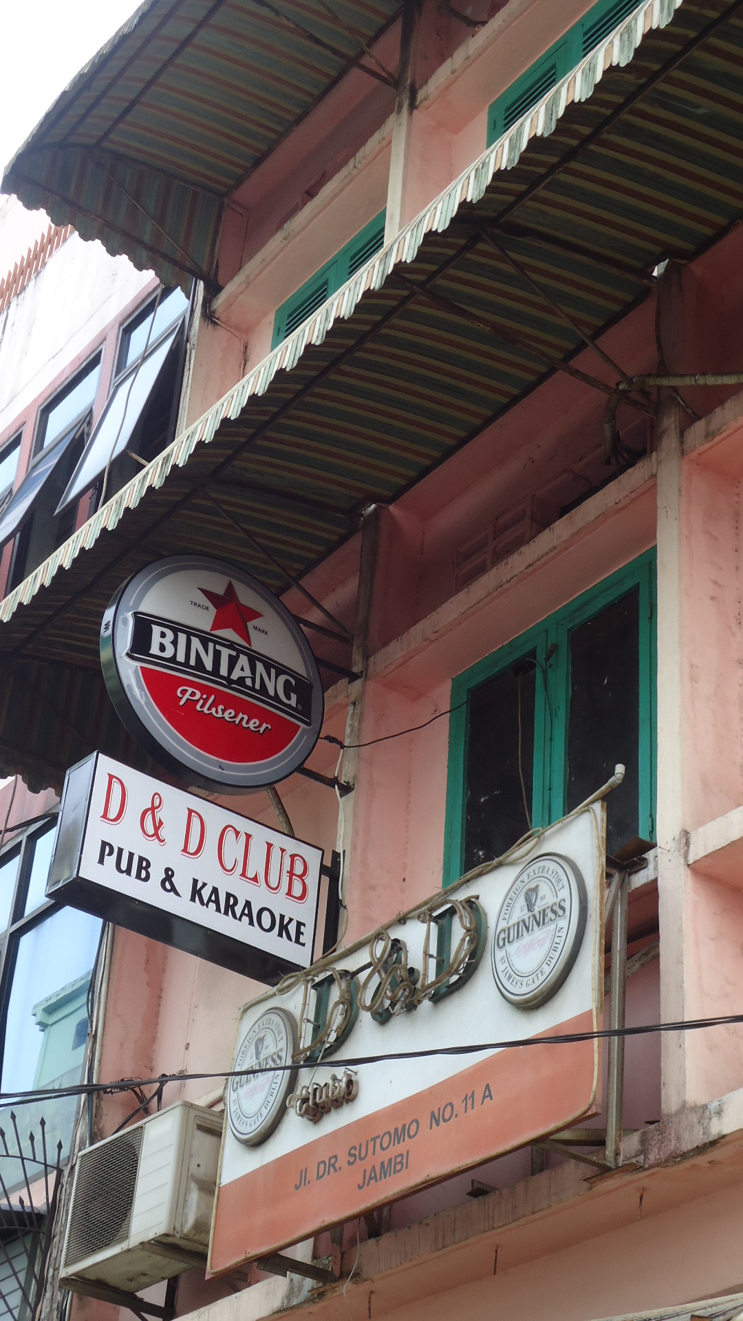 The only club I saw in Jambi, I didn't enter it. LOL "Bintang everywhere"