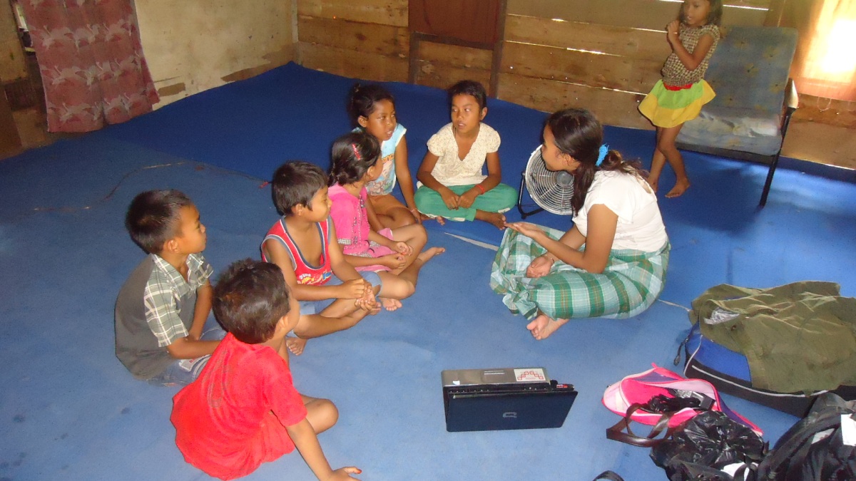 Chit chat with kids of Nipah Panjang
